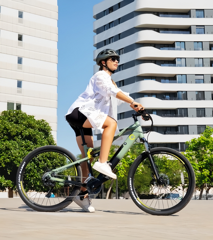 Millor Elektro-Mountainbike 27,5", 90 km Reichweite, Vollfederung, Shimano 18-Gang-Schaltung und hydraulische Doppelscheibenbremsen.